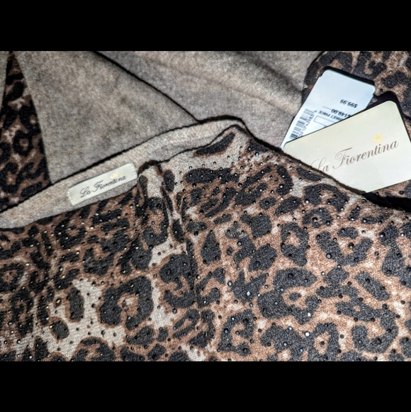 NWT La Fiorentina Luxury STATEMENT Cozy Leopard Print Pancho Cape OS One-Size - Picture 5 of 8
